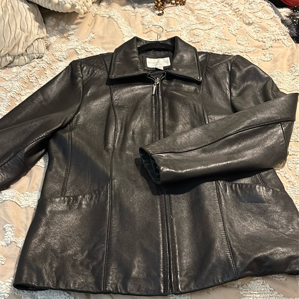 🖤 **Genuine Black Lambskin Leather Jacket** 🖤